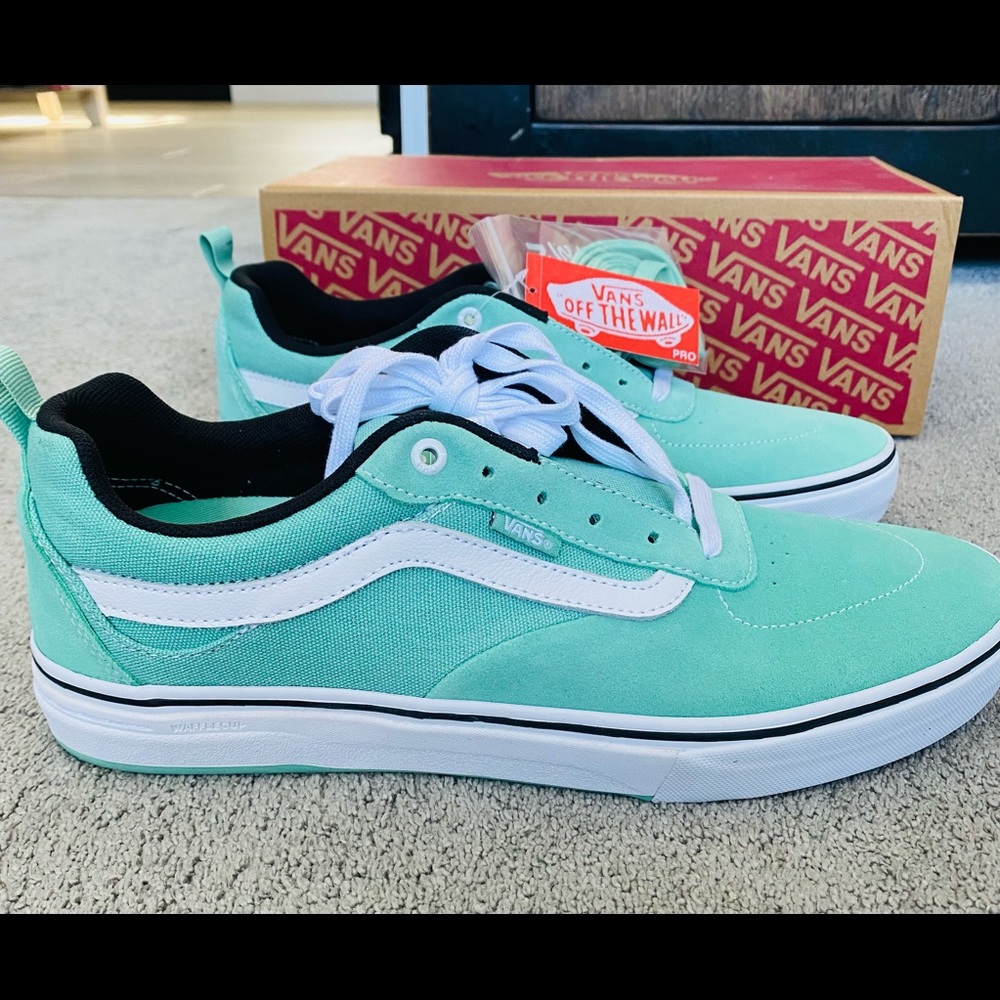 NWT Size 12 Men’s Vans